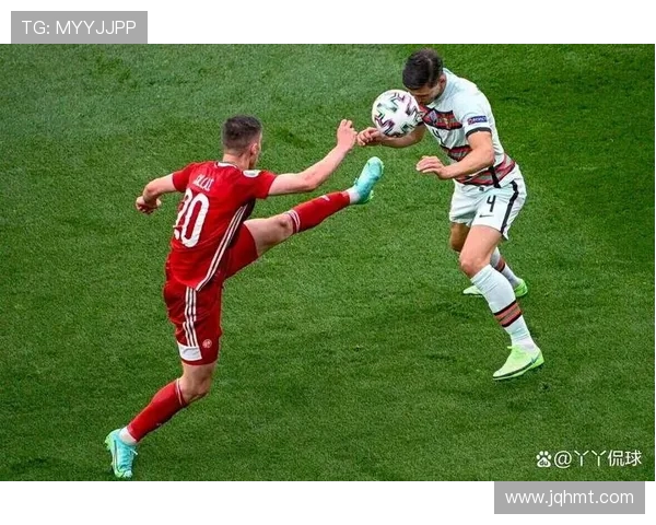 足球比赛中的反击与攻防转换 足球比赛中的反击与攻防转换